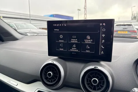 Audi Q2 1.0 TFSI 30 S line Euro 6 (s/s) 5dr Thumbnail #48