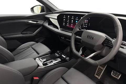 KT25FTO Audi Q6 E-Tron Q6 SUV S line e-tron  185,00 kW Thumbnail #8