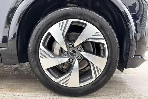 KT25FTO Audi Q6 E-Tron Q6 SUV S line e-tron  185,00 kW Thumbnail #11