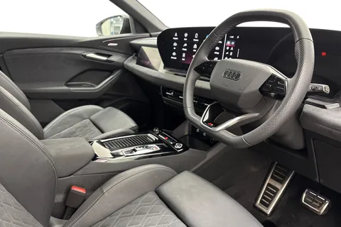 KN25YLF Audi Q6 E-Tron Q6 SUV Edition 1 e-tron 185,00 kW Thumbnail #8