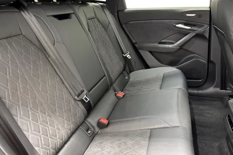 KN25YLF Audi Q6 E-Tron Q6 SUV Edition 1 e-tron 185,00 kW Thumbnail #10