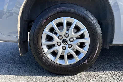 DG75BXU Volkswagen Transporter 2.0 TDI 110 Commerce Pro Van Thumbnail #12