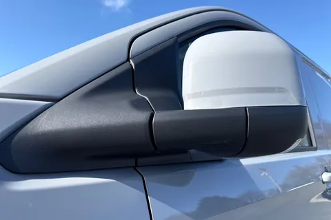 DG75BXU Volkswagen Transporter 2.0 TDI 110 Commerce Pro Van Thumbnail #28