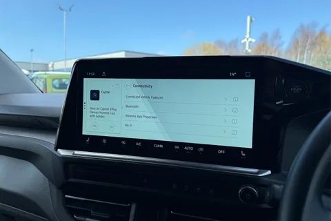 DG75BXU Volkswagen Transporter 2.0 TDI 110 Commerce Pro Van Thumbnail #58