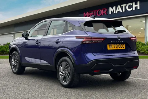 DL73OCC Nissan Qashqai 1.3 DIG-T MHEV Acenta Premium XTRON Euro 6 (s/s) 5dr Thumbnail #3
