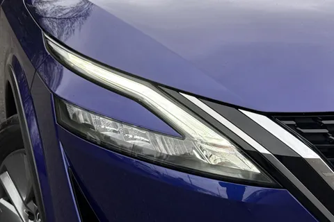 DL73OCC Nissan Qashqai 1.3 DIG-T MHEV Acenta Premium XTRON Euro 6 (s/s) 5dr Thumbnail #27