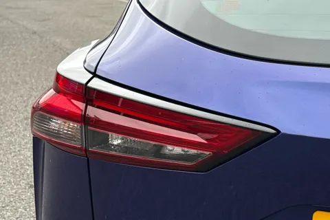 DL73OCC Nissan Qashqai 1.3 DIG-T MHEV Acenta Premium XTRON Euro 6 (s/s) 5dr Thumbnail #34