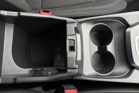 DL73OCC Nissan Qashqai 1.3 DIG-T MHEV Acenta Premium XTRON Euro 6 (s/s) 5dr Thumbnail #43