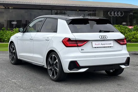 PK75NTD Audi A1 Black Edition 30 TFSI  116 PS S tronic Thumbnail #3