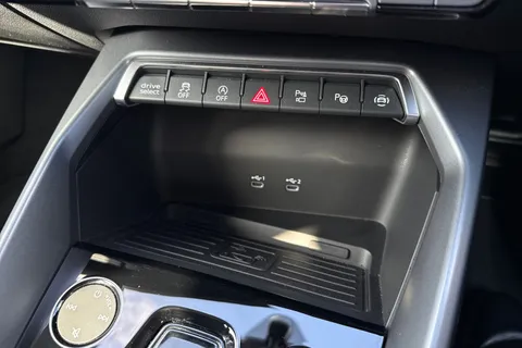 PF24WNG Audi S3 Vorsprung TFSI  333 PS S tronic Thumbnail #56