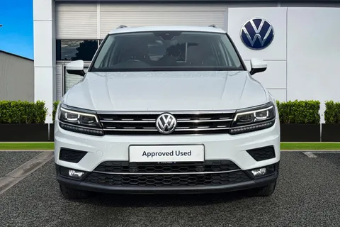 CY68EYM Volkswagen Tiguan 2.0 TDi 150 SEL 5dr ⭐Keyless entry, 1 Year VW Warranty⭐ Thumbnail #7