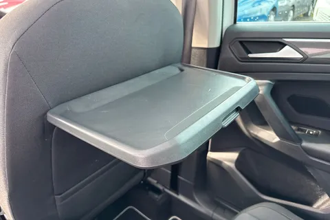 CY68EYM Volkswagen Tiguan 2.0 TDi 150 SEL 5dr ⭐Keyless entry, 1 Year VW Warranty⭐ Thumbnail #38