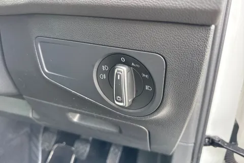 CY68EYM Volkswagen Tiguan 2.0 TDi 150 SEL 5dr ⭐Keyless entry, 1 Year VW Warranty⭐ Thumbnail #39