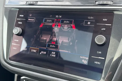 CY68EYM Volkswagen Tiguan 2.0 TDi 150 SEL 5dr ⭐Keyless entry, 1 Year VW Warranty⭐ Thumbnail #58