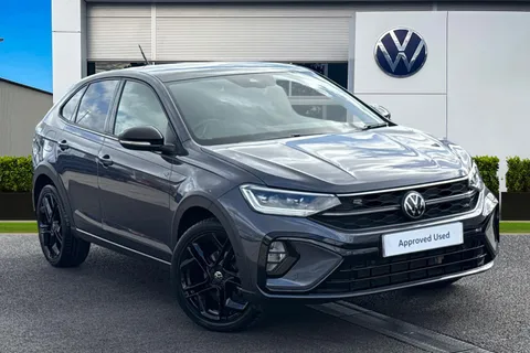 KO25MYL Volkswagen Taigo 1.0 TSI 115 Black Edition 5dr **PAN ROOF** Thumbnail #2