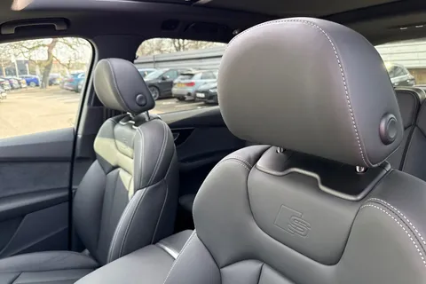 Audi Q7 3.0 TDI V6 Black Edition Tiptronic quattro Euro 6 (s/s) 5dr Thumbnail #24