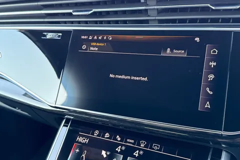 Audi Q7 3.0 TDI V6 Black Edition Tiptronic quattro Euro 6 (s/s) 5dr Thumbnail #40