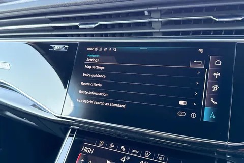 Audi Q7 3.0 TDI V6 Black Edition Tiptronic quattro Euro 6 (s/s) 5dr Thumbnail #44