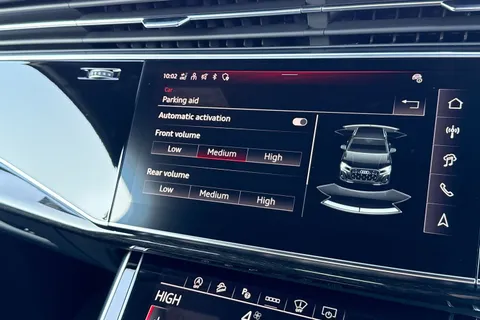 Audi Q7 3.0 TDI V6 Black Edition Tiptronic quattro Euro 6 (s/s) 5dr Thumbnail #48