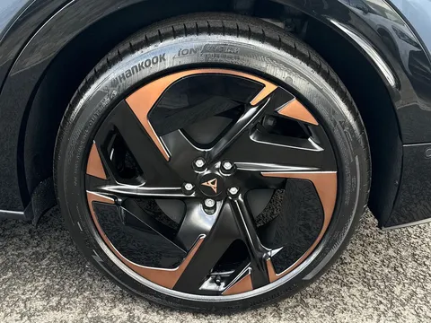  CUPRA Tavascan 77kWh VZ1 SUV Coupe Auto 4Drive 5dr Thumbnail #7