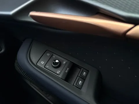  CUPRA Tavascan 77kWh VZ1 SUV Coupe Auto 4Drive 5dr Thumbnail #18