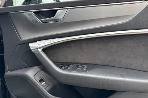 21 of 64 for Audi A7 3.0 TDI V6 45 S line Sportback Tiptronic quattro Euro 6 (s/s) 5dr