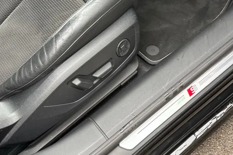 39 of 64 for Audi A7 3.0 TDI V6 45 S line Sportback Tiptronic quattro Euro 6 (s/s) 5dr