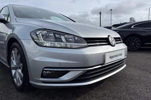 VO20JYZ Volkswagen Golf 2.0 TDI GT 5dr ⭐1 Year VW Warranty⭐ Thumbnail #9