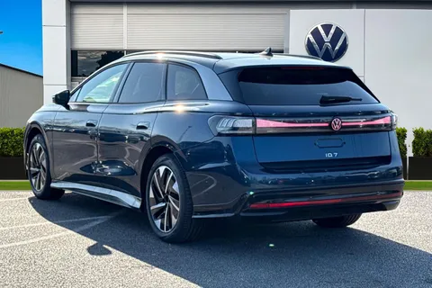  Volkswagen Id.7 Pro 77kWh Match Tourer Auto 5dr Thumbnail #2