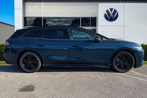  Volkswagen Id.7 Pro 77kWh Match Plus Tourer Auto 5dr Thumbnail #3