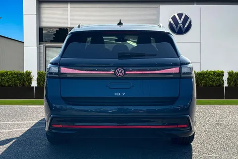 Volkswagen Id.7 Pro 77kWh Match Tourer Auto 5dr Thumbnail #4