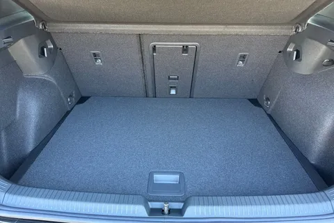 Volkswagen Golf 1.5 TSI Black Edition Euro 6 (s/s) 5dr Thumbnail #6