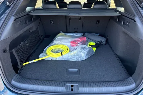  Volkswagen Id.7 Pro 77kWh Match Plus Tourer Auto 5dr Thumbnail #6