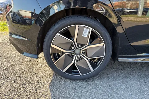 Volkswagen Golf 1.5 eTSI MHEV Black Edition DSG Euro 6 (s/s) 5dr Thumbnail #11