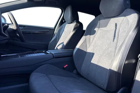  Volkswagen Id.7 Pro 77kWh Match Plus Tourer Auto 5dr Thumbnail #15