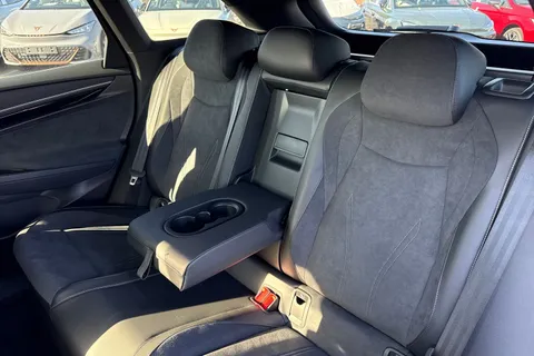  Volkswagen Id.7 Pro 77kWh Match Tourer Auto 5dr Thumbnail #18