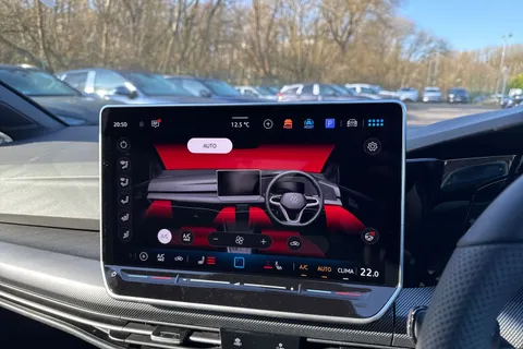 Volkswagen Golf 1.5 eTSI MHEV Black Edition DSG Euro 6 (s/s) 5dr Thumbnail #21