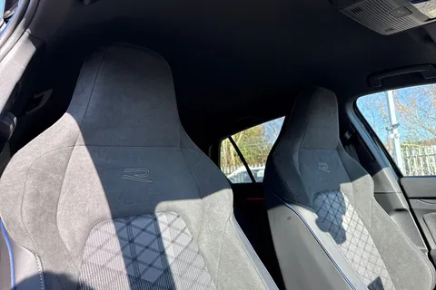 Volkswagen Golf 1.5 TSI Black Edition Euro 6 (s/s) 5dr Thumbnail #23