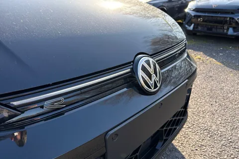 Volkswagen Golf 1.5 eTSI MHEV Black Edition DSG Euro 6 (s/s) 5dr Thumbnail #24