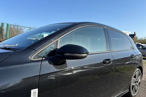 Volkswagen Golf 1.5 eTSI MHEV Black Edition DSG Euro 6 (s/s) 5dr Thumbnail #25