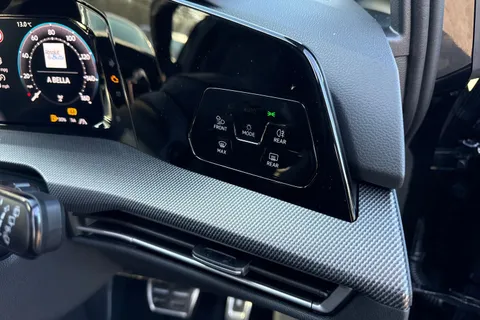 Volkswagen Golf 1.5 eTSI MHEV Black Edition DSG Euro 6 (s/s) 5dr Thumbnail #29