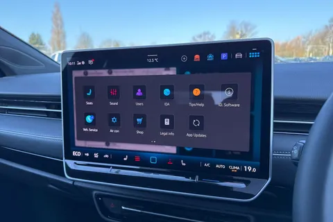  Volkswagen Id.7 Pro 77kWh Match Plus Tourer Auto 5dr Thumbnail #37