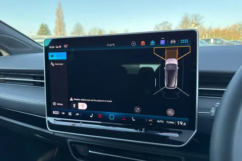  Volkswagen Id.7 Pro 77kWh Match Tourer Auto 5dr Thumbnail #41