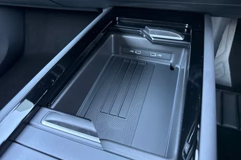  Volkswagen Id.7 Pro 77kWh Match Plus Tourer Auto 5dr Thumbnail #45