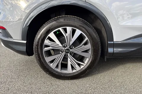 10 of 66 for Audi Q4 e-tron 45 Sport Auto 5dr 82kWh
