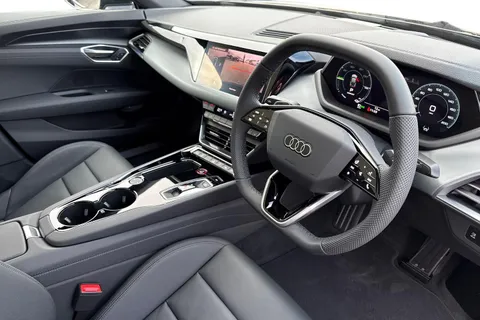 Audi e-tron GT 105kWh Auto quattro 4dr Thumbnail #13