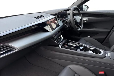 Audi e-tron GT 105kWh Auto quattro 4dr Thumbnail #14