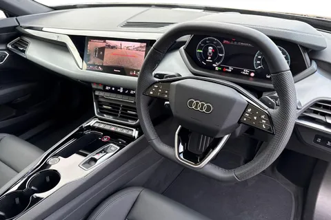 Audi e-tron GT 105kWh Auto quattro 4dr Thumbnail #17