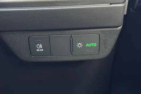 41 of 66 for Audi Q4 e-tron 45 Sport Auto 5dr 82kWh