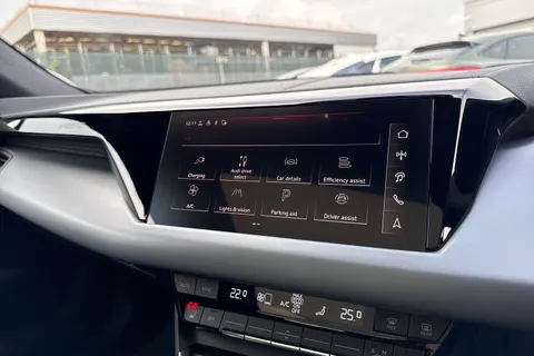 Audi e-tron GT 105kWh Auto quattro 4dr Thumbnail #45